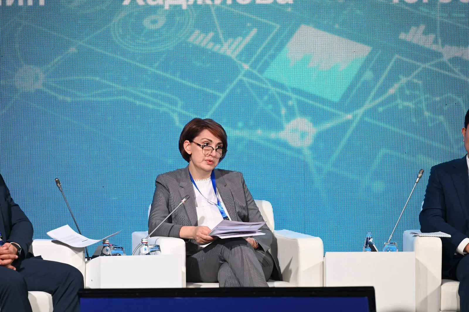 Регулятор представил план развития частного страхования в Казахстане