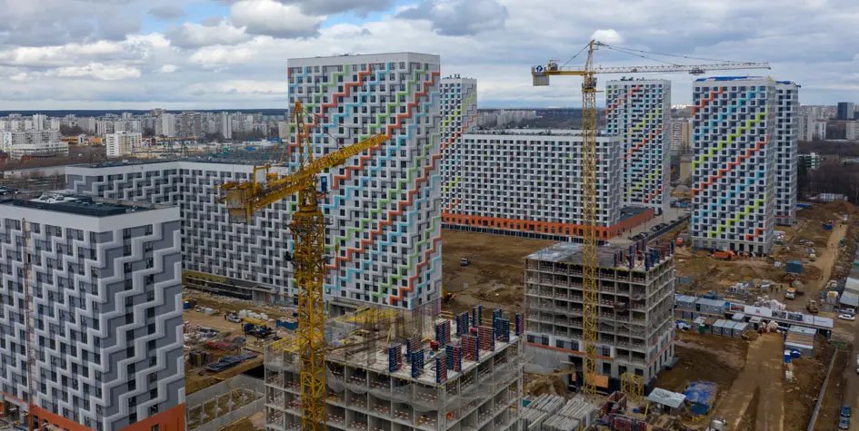 Министр промышленности назвал ажиотаж на рынке недвижимости искусственным