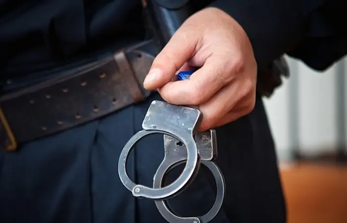 Полиция Алматы задержала дроппера с 27 млн тенге