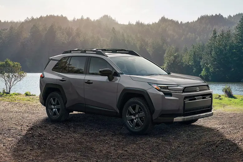 Казахстан станет одним из первых рынков для нового Toyota RAV4