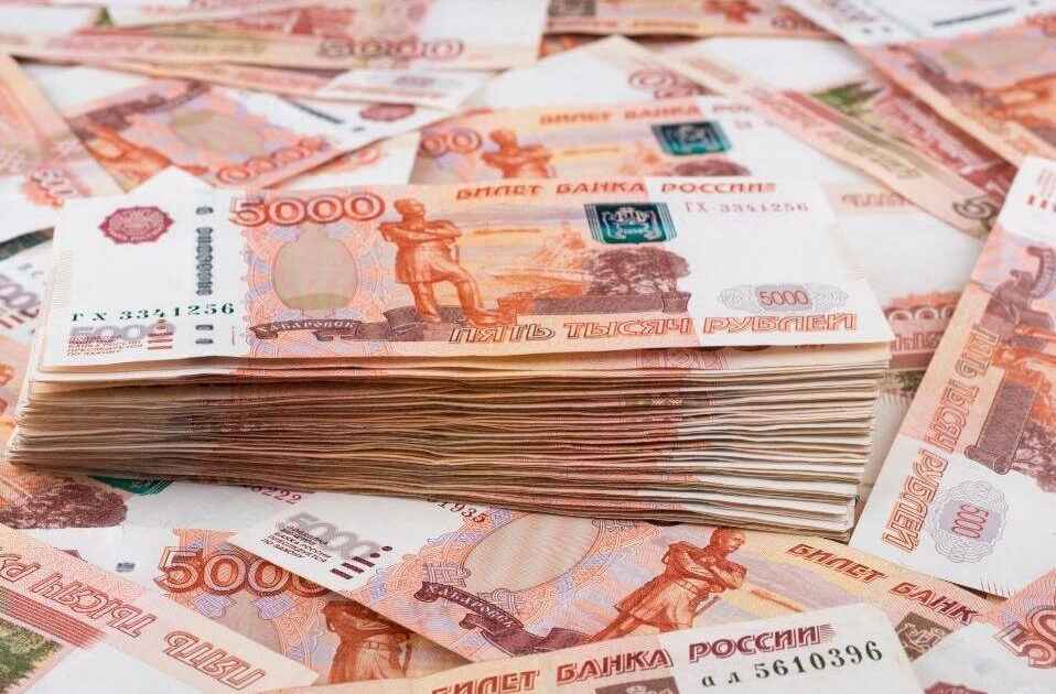 Спрос на рубли бьёт рекорды последнего года