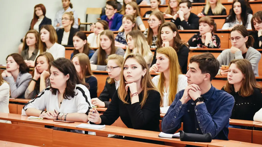 Как казахстанским абитуриентам получить грант