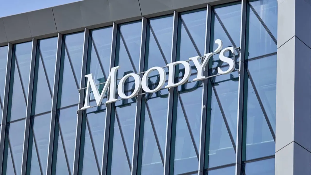 Moody's повысило рейтинги Halyk до Baa1