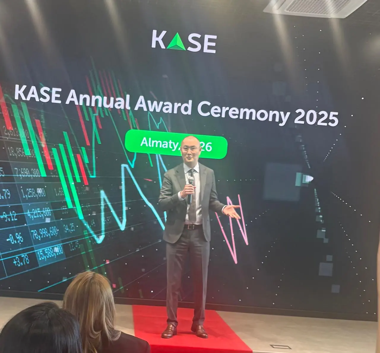 Prodengi.kz признан KASE лучшим СМИ за повышение финансовой грамотности