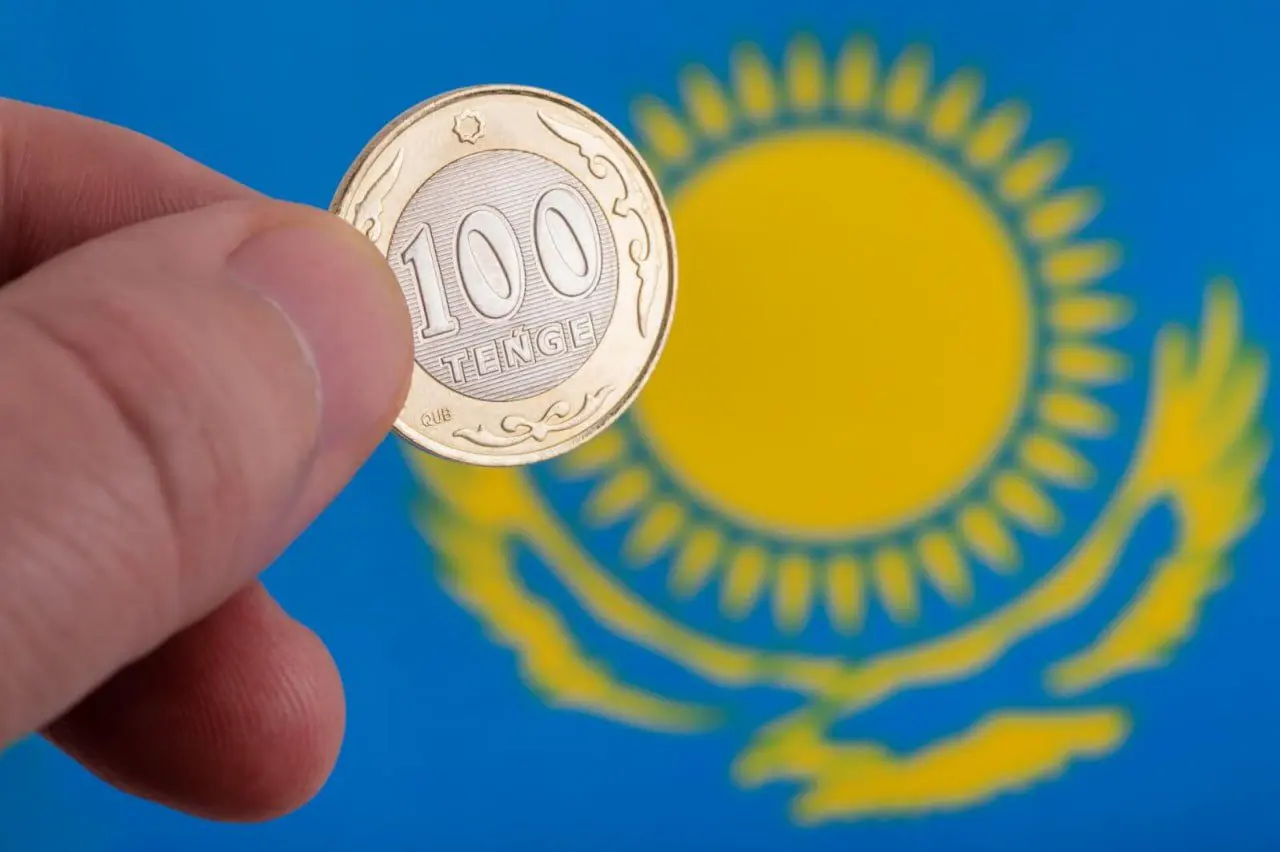 Тенге укрепился на 3,9% в марте — Нацбанк