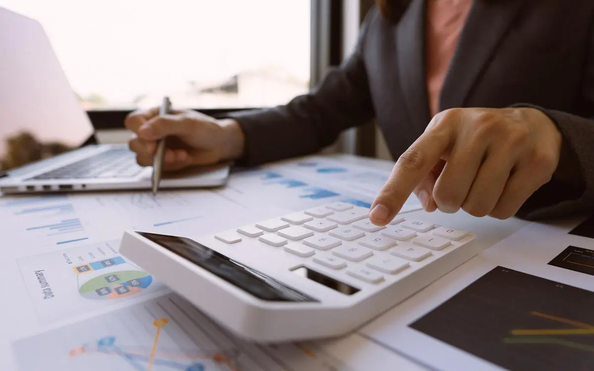 Кредиты бизнесу снизились, а населению – немного выросли