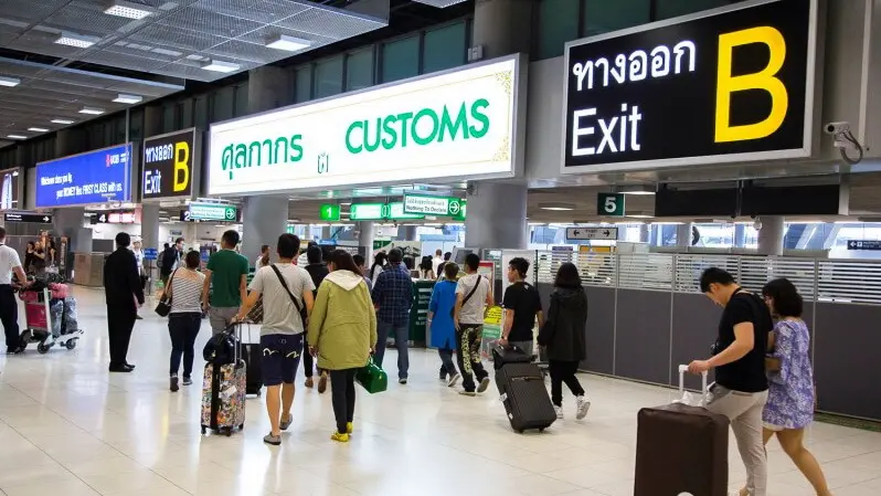 Пять неожиданных сувениров, которые запрещено вывозить из разных стран