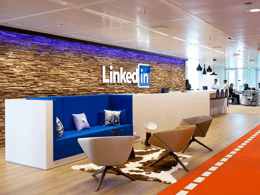 LinkedIn внедрила ИИ для поиска вакансий