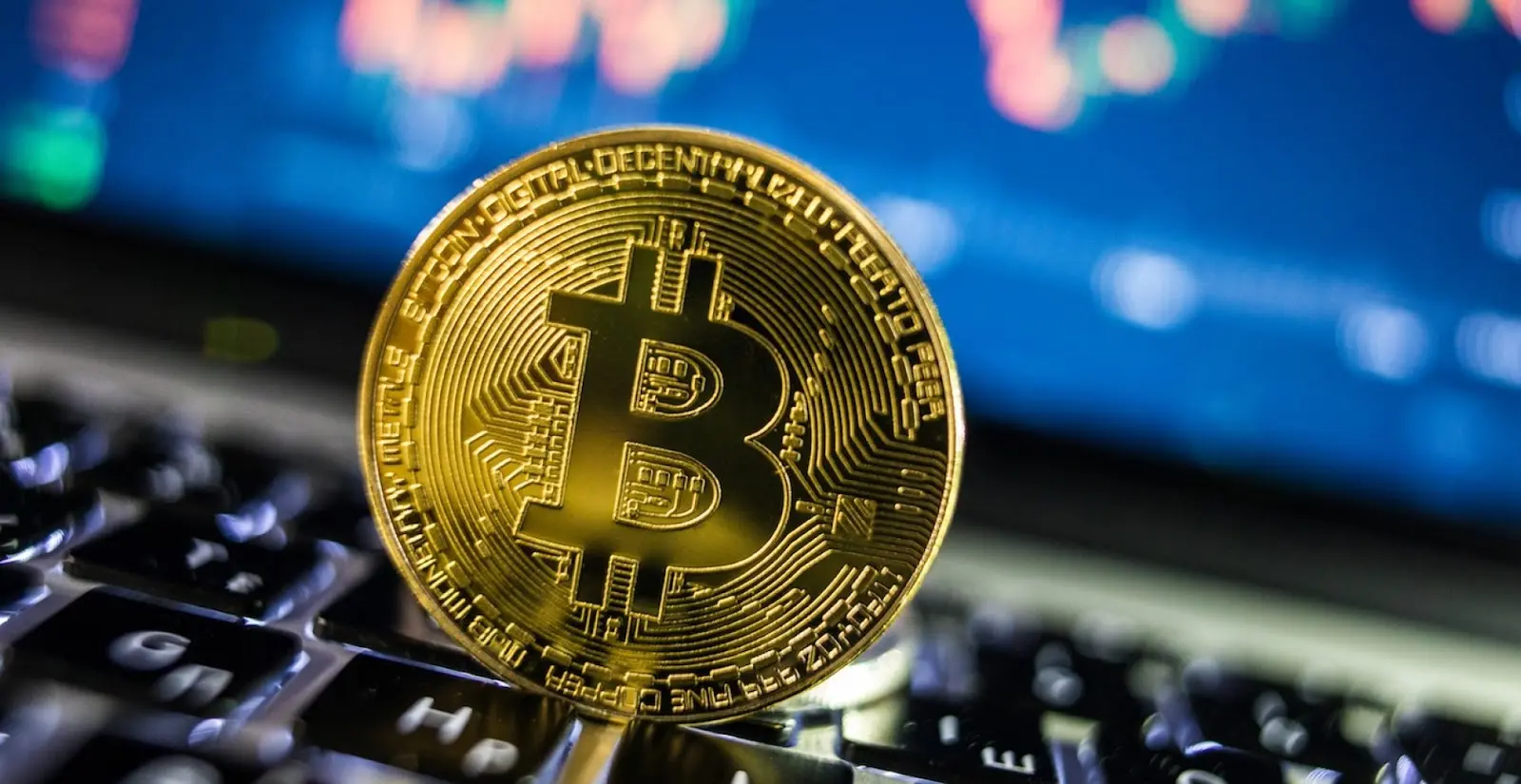 Биткоин пробил 87 000 долларов и тянет за собой всю крипту
