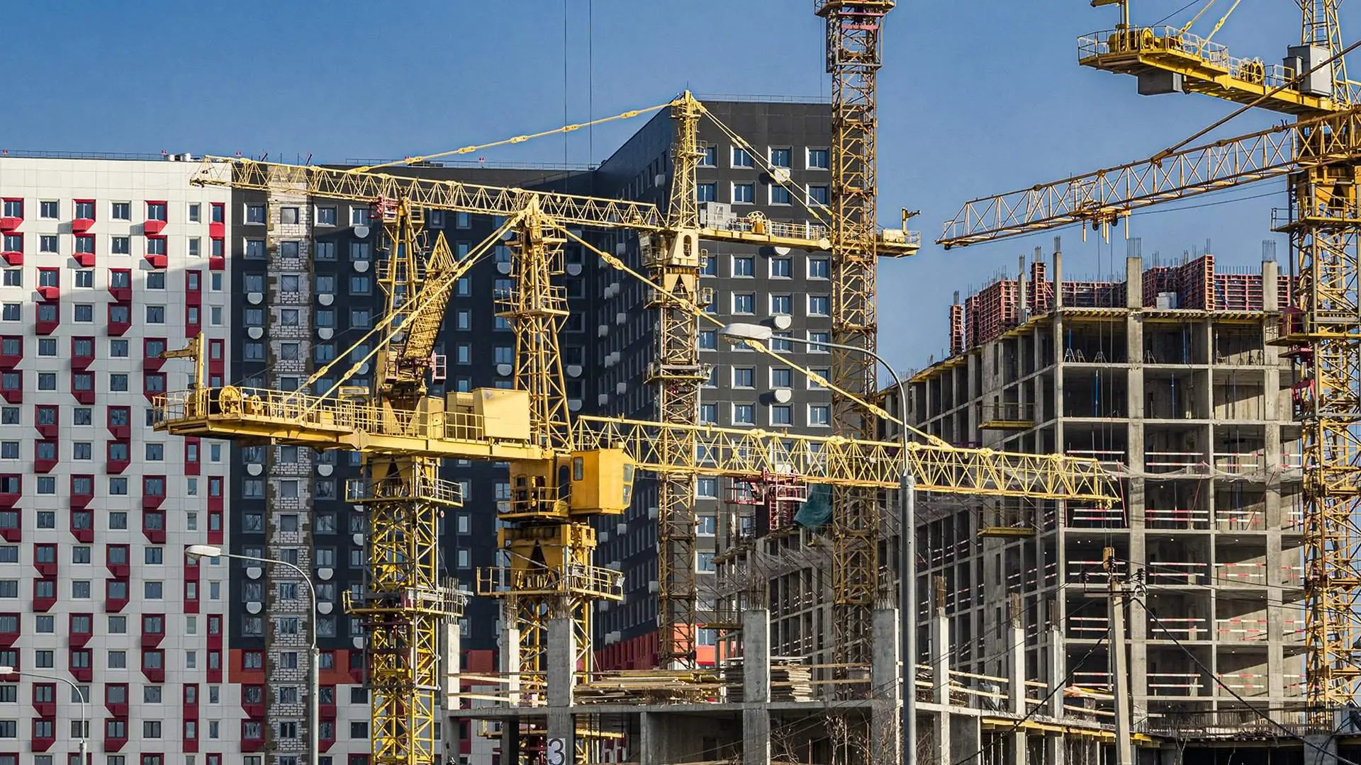 В Казахстане трудятся почти 15 тыс. иностранных специалистов