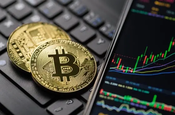 Курс биткоина впервые превысил 109 тыс. тенге
